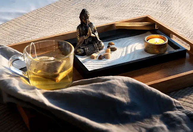 You are currently viewing Dinacharya : la routine āyurvédique quotidienne pour plus d’énergie et de sérénité